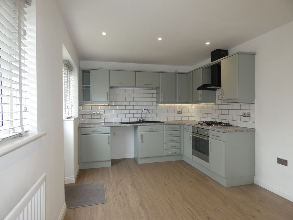 Kitchen/Dining Room- click for photo gallery